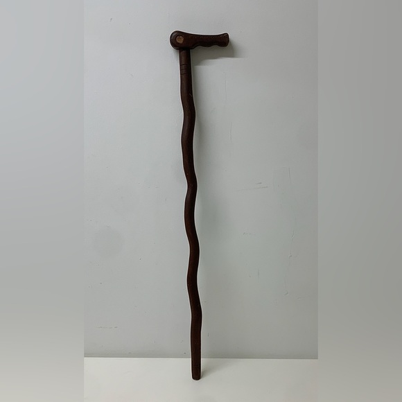 Vtg Craft Made Folk Art Fugural Aligator Head Twisted Wood Walking Stick Cane - Picture 7 of 10